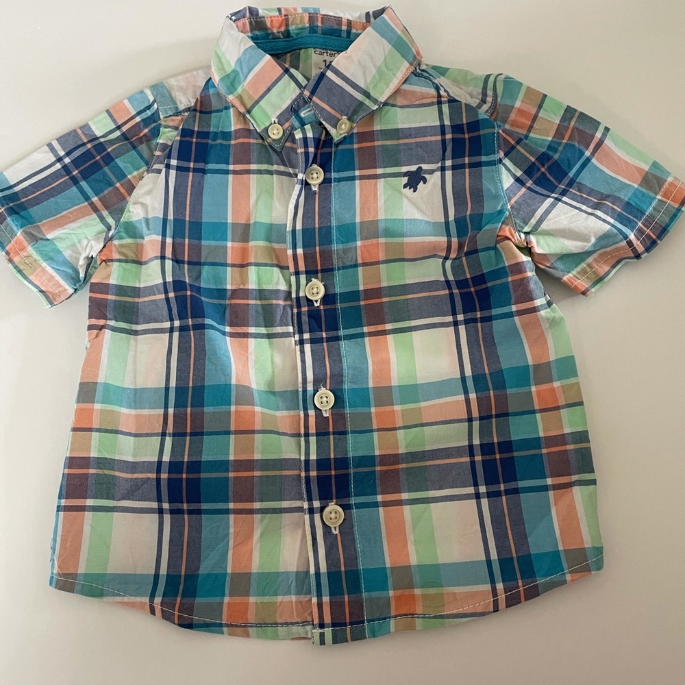 Carter’s short sleeve button down shirt.